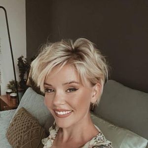 Meet your Posher, Ashlee